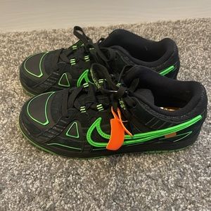 Nike Air Rubber Dunk
Off-White Green Strike - Size 2Y